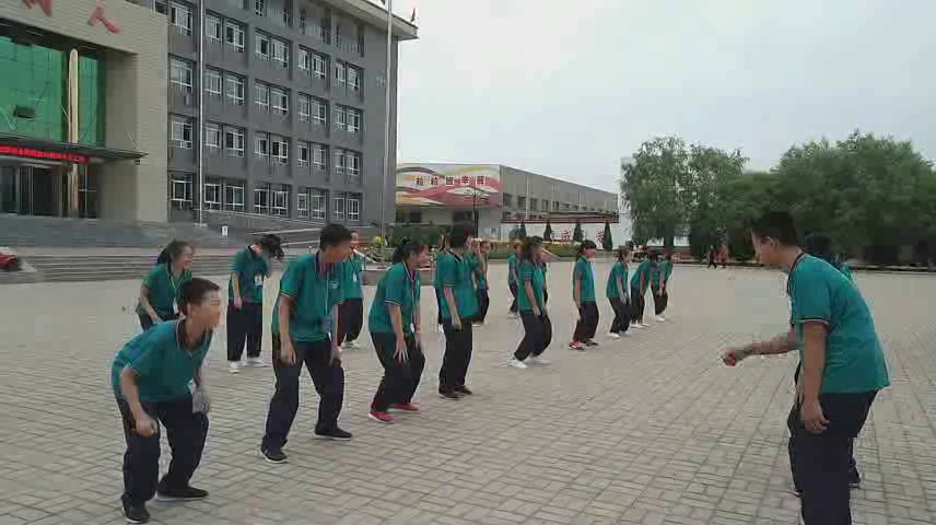 2.人教版体育七年级《步法移动》山西省县级优课