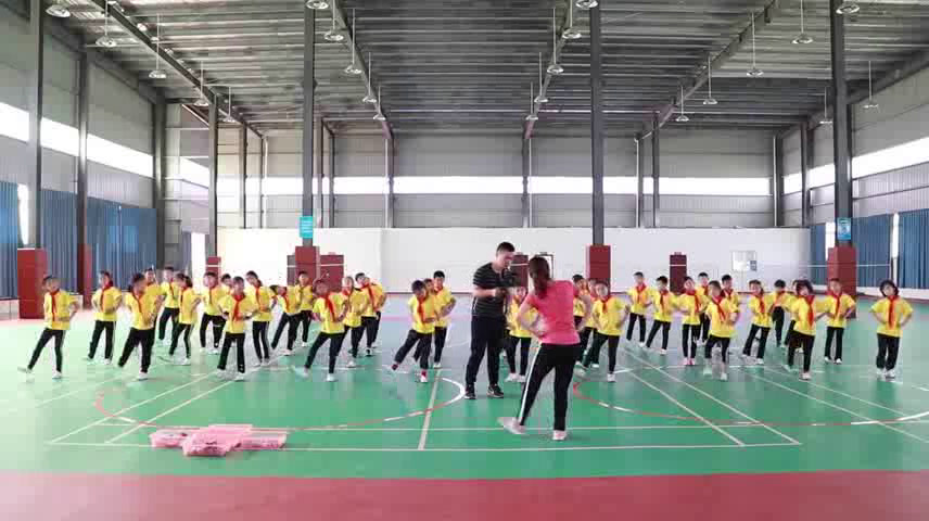 人教2011版体育与健康一至二年级《7.儿童集体舞：猜拳游戏舞》湖北省省一等奖