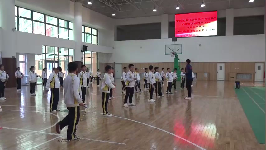 体育五六年级《跳绳活动》黑龙江张老师-省一等奖