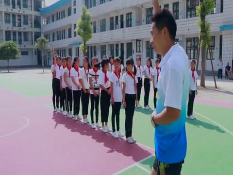  体育五六年级《跳跃活动》湖南张老师-省一等奖