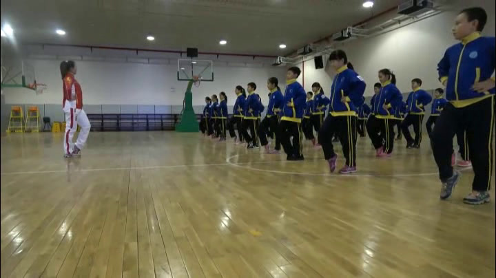 人教2011版体育与健康三至四年级《4.弹踢》北京市温老师-全国一等奖
