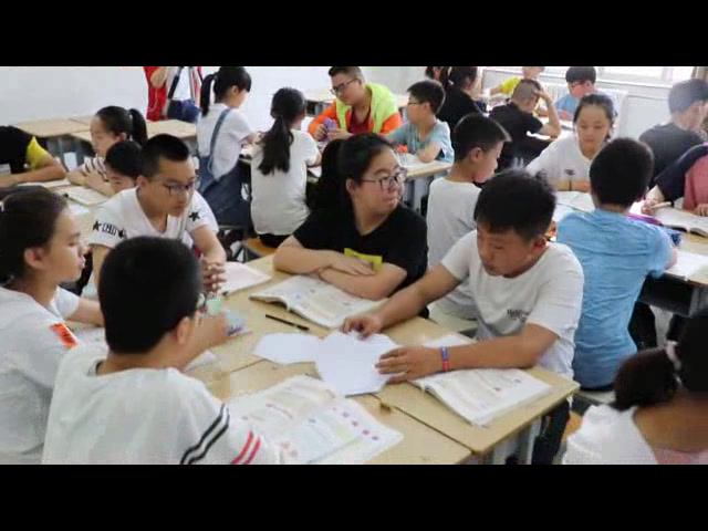 华东师大版数学七下《用相同的正多边形铺设地面》山西常老师-市一等奖